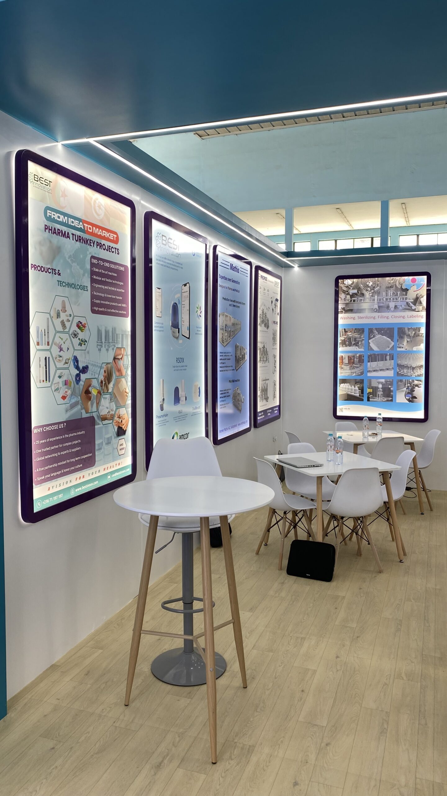 Zone partenaires du stand Best Innovation présentant des solutions pharmaceutiques internationales